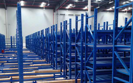 库房货架的安装